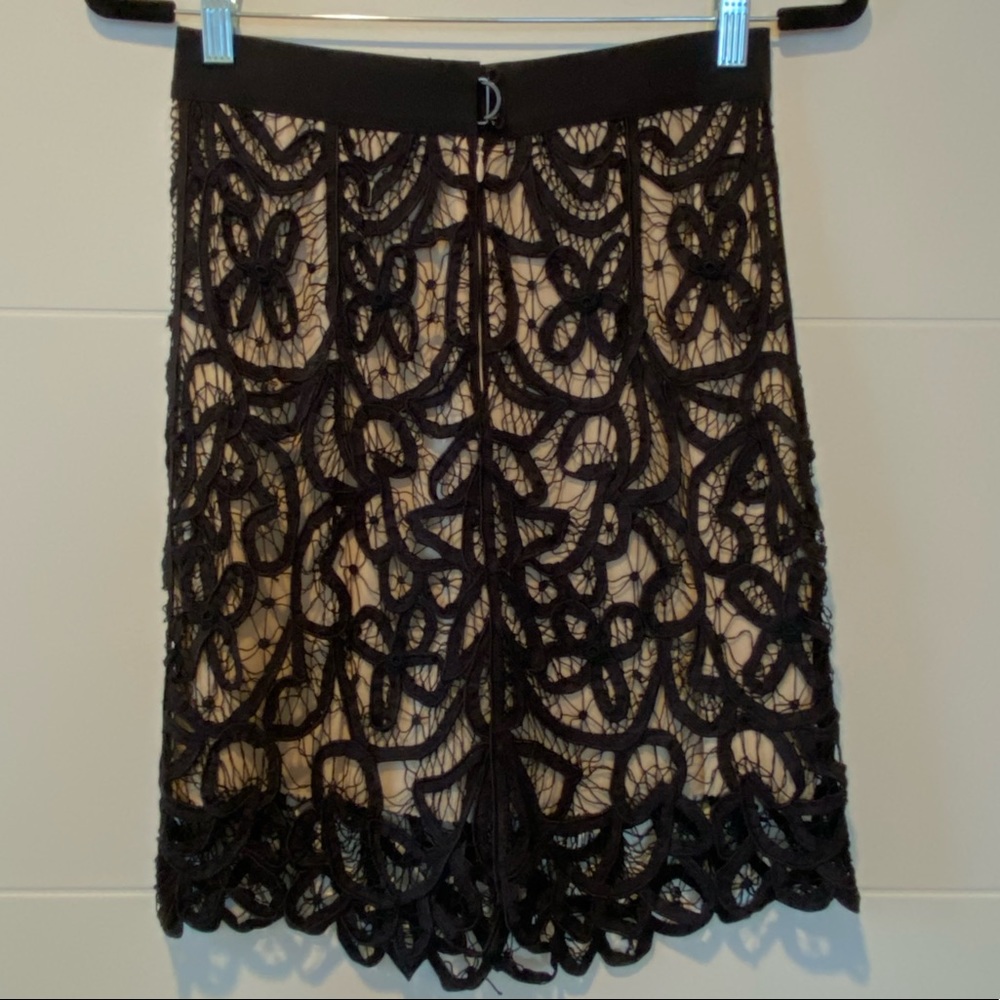 Phillip alum Lace skirt - Picture 2 of 3